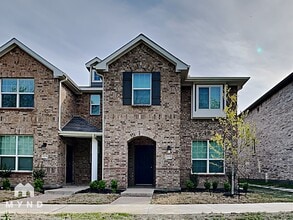 Building Photo - 1272 Alamo Dr