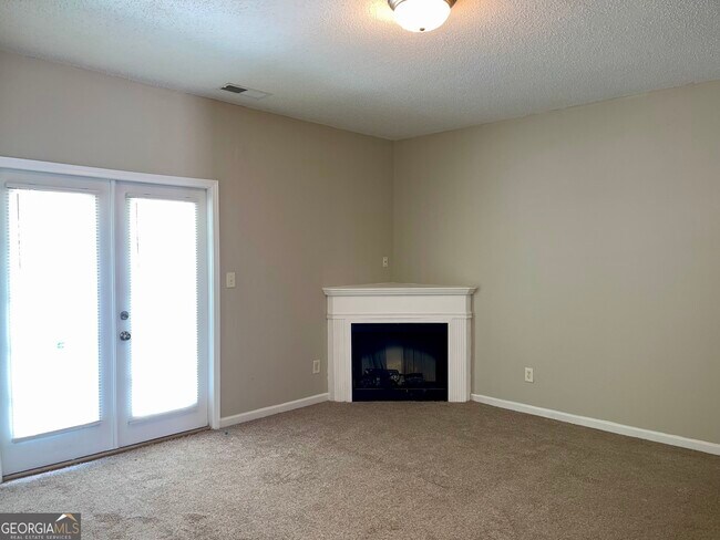 Foto del edificio - 3609 Ginnis Rd