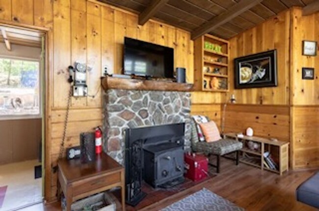 Foto del edificio - Cozy Cabin in Idyllwild