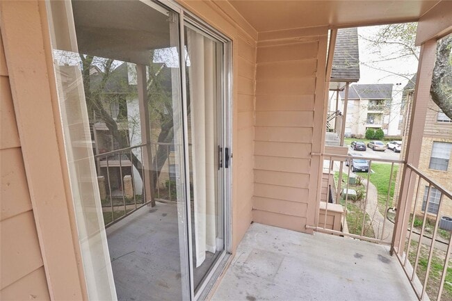 Building Photo - 10101 S Gessner Rd