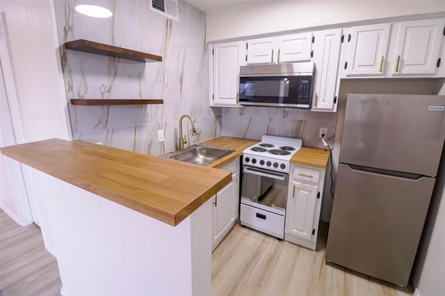 Foto del edificio - 2309 Balsam Dr