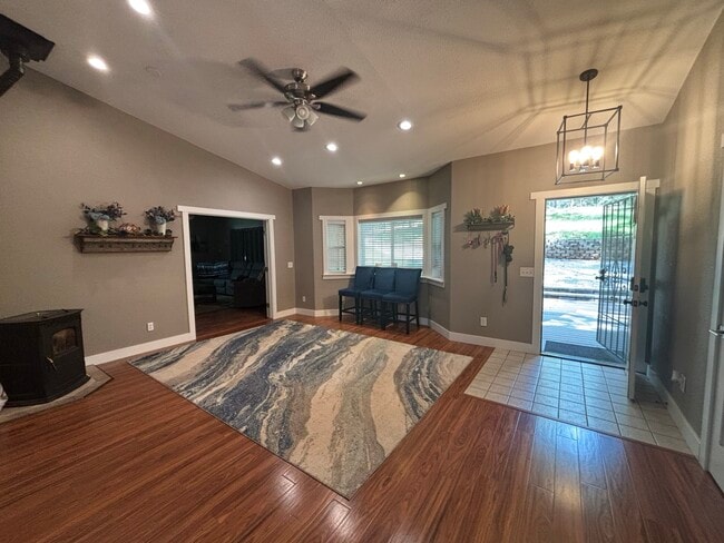 Building Photo - 5430 Whitney Ct