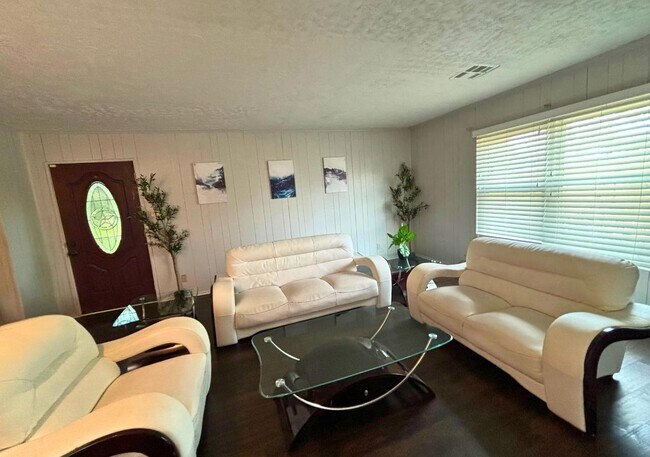 Photo - 13025 Joliet St Apartment