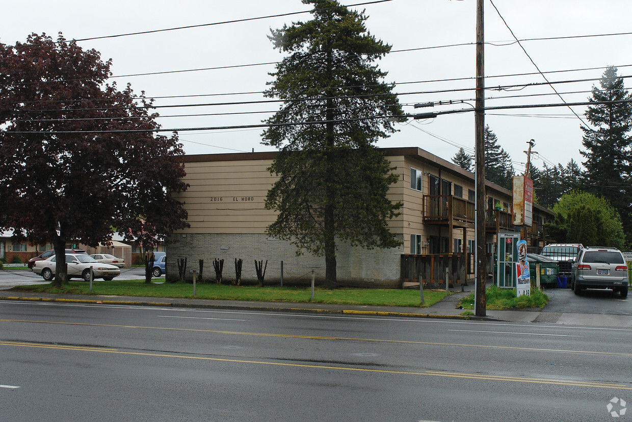 Building Photo - Midland Apartments