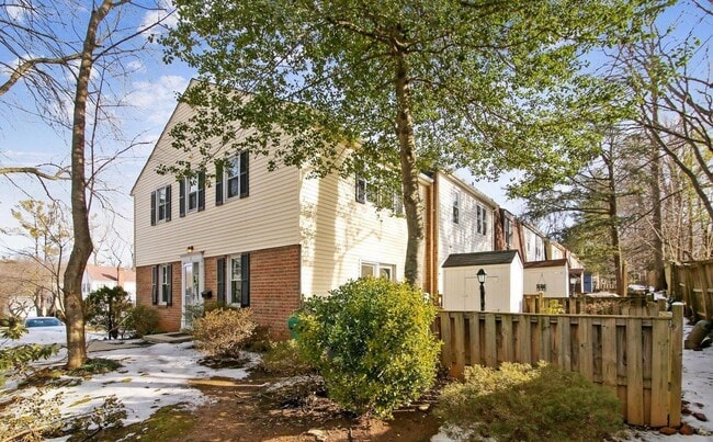 Building Photo - 2 Prairie Rose Ct