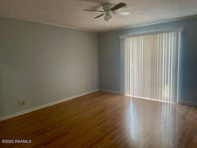 Building Photo - 303 Belle Grove Blvd