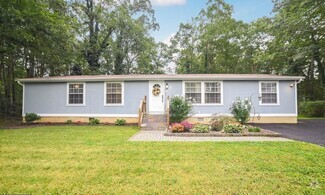 Building Photo - 21635 Atalanta St