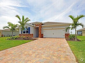 Building Photo - 269 Spg Hl Lk Lp
