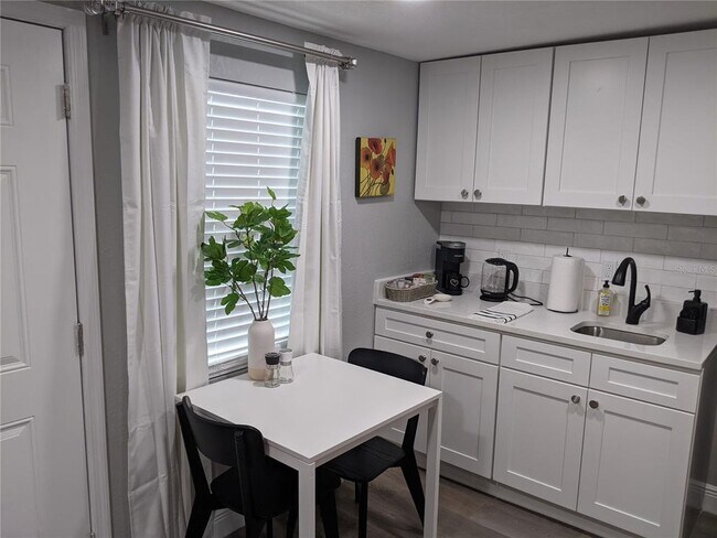 Foto del edificio - 4538 W Minnehaha St