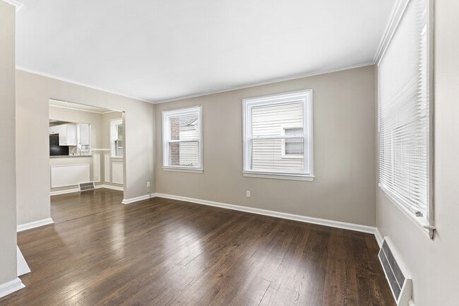 Building Photo - 12948 Cunningham St