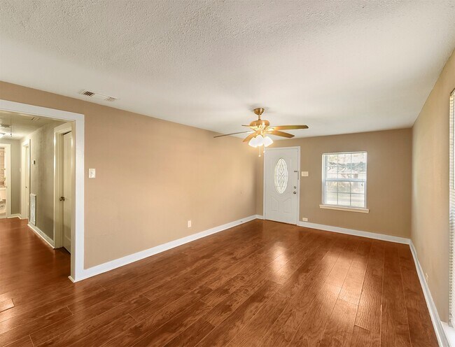 Foto del edificio - 1029 Sycamore St