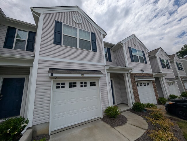 Building Photo - Room in Townhome on Murray Br Dr