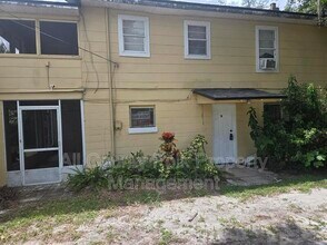 Building Photo - 103 Colonial Dr
