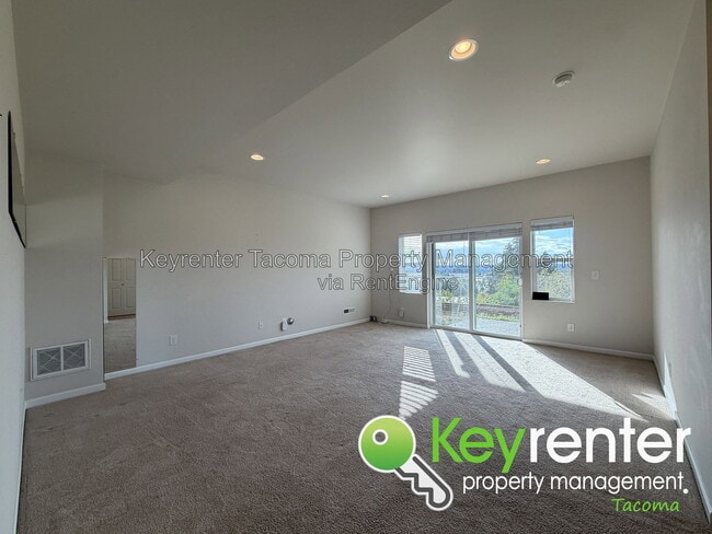 Building Photo - 2688 81st Ave Ct E