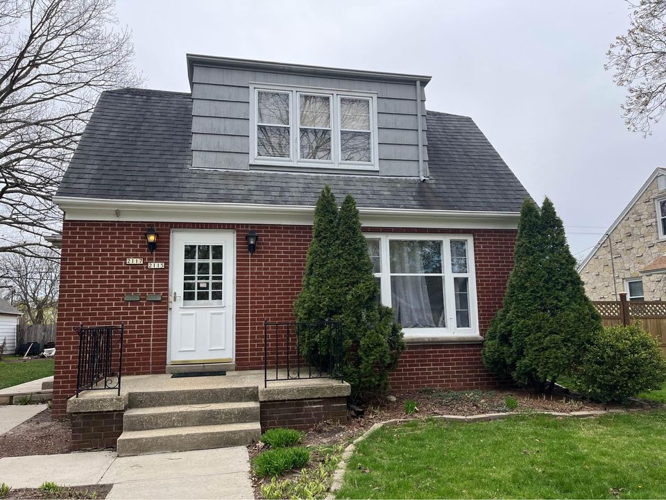 2115 W Kendall Ave Unit 2117, Glendale, WI 53209 Apartments in