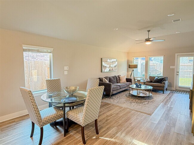 Foto del edificio - 10542 Preserve Wy