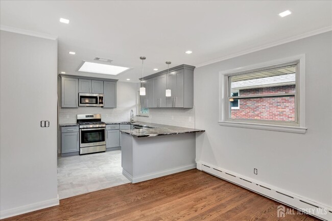 Foto del edificio - 5 Hilltop Ave