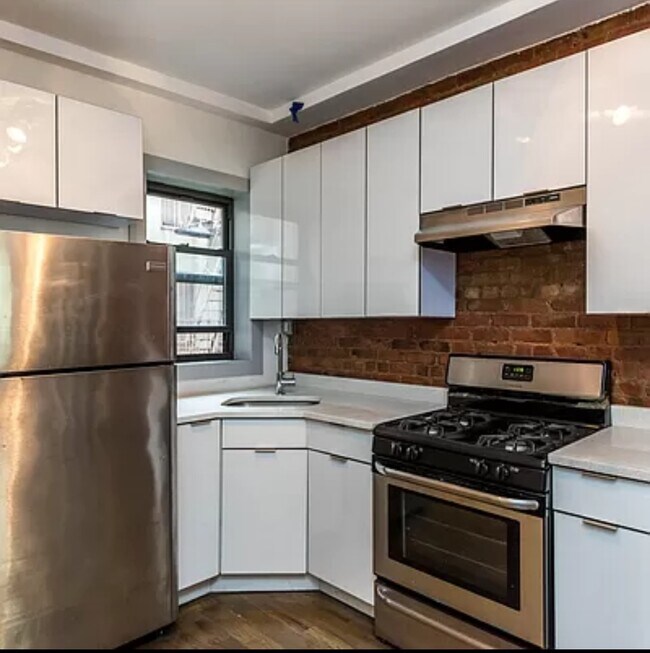 Foto del edificio - 17-21-21 Woodbine St