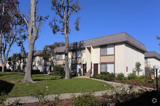 sandpiper apartments huntington beach