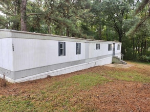 Building Photo - 1405 Cross Stream Dr