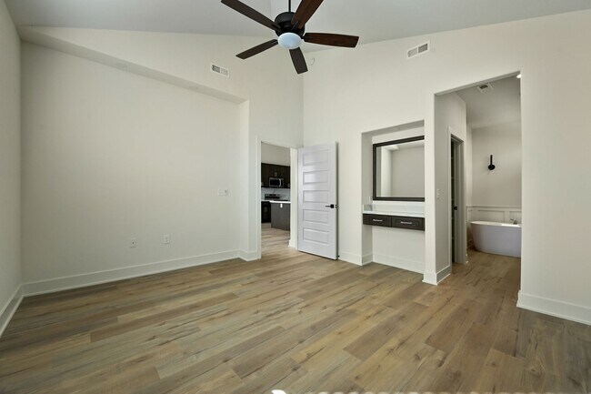 Foto del edificio - 109-111 Amberwood Ct