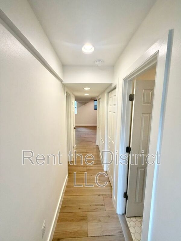 Foto del edificio - 605 Kenyon St NW