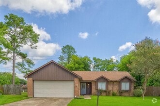 Building Photo - 2802 Heritage Bend Dr