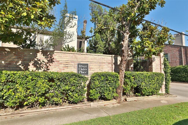 Building Photo - 1201 McDuffie St