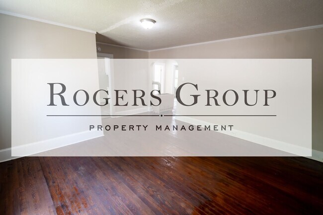 Foto del edificio - #391*** - Turner Ave Duplex