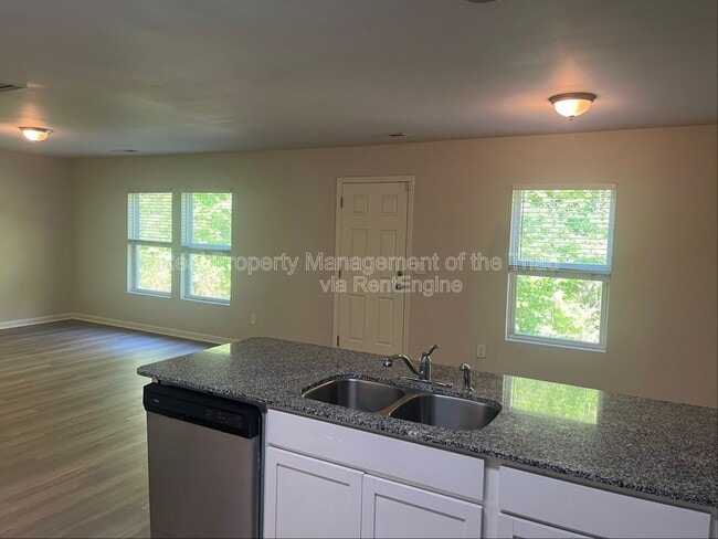 Building Photo - 3802 Bellingham Ct