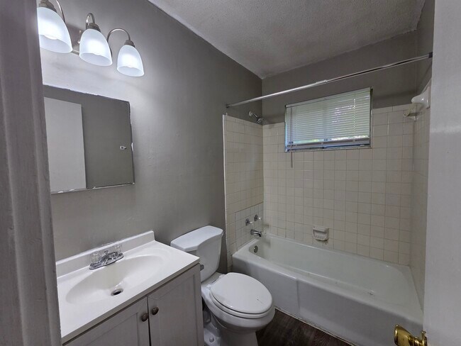 Foto del edificio - 3277 Valley Stream Cove