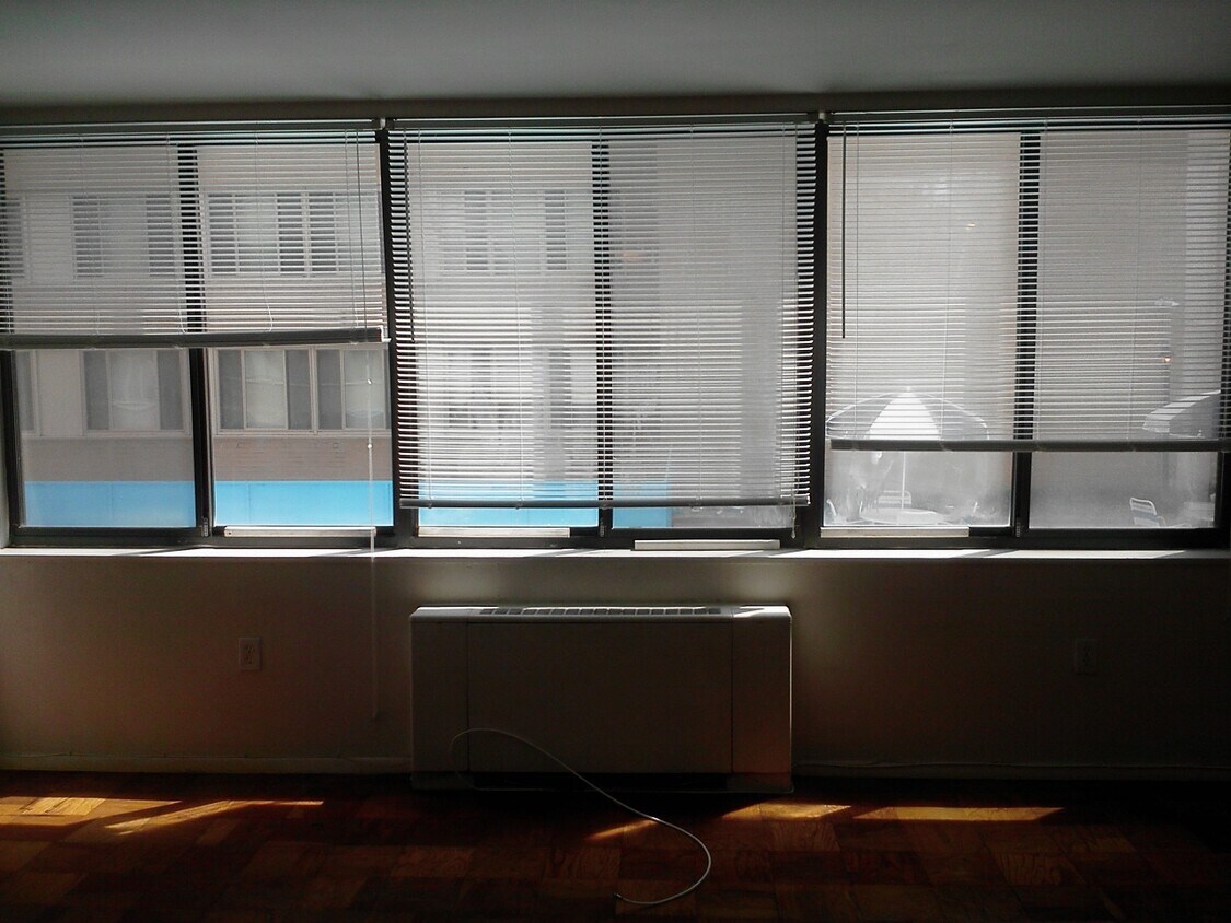 Foto principal - 2030 F St NW