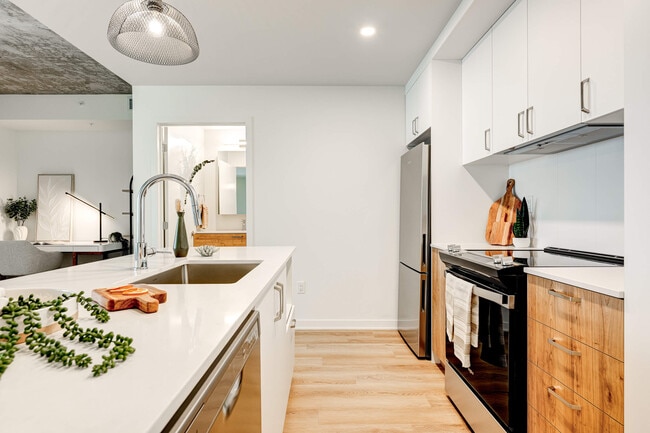 Building Photo - Kalm - habitations locatives