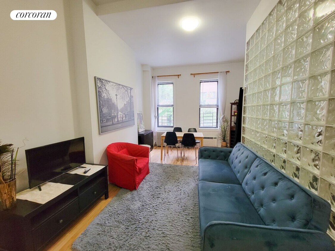 Foto principal - 344 E 51st St