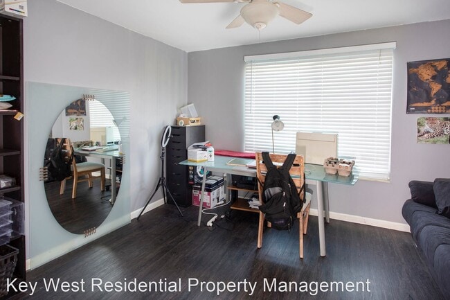 Building Photo - 2 br, 1.5 bath House - 3314 Northside Driv...