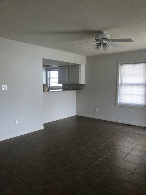 Foto del edificio - 1718 W Sunstone Dr