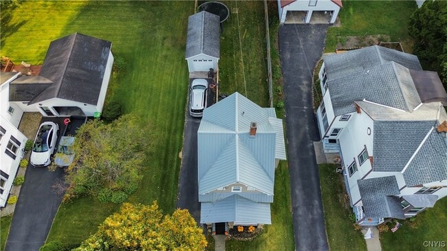 Building Photo - 48 Dolge Ave