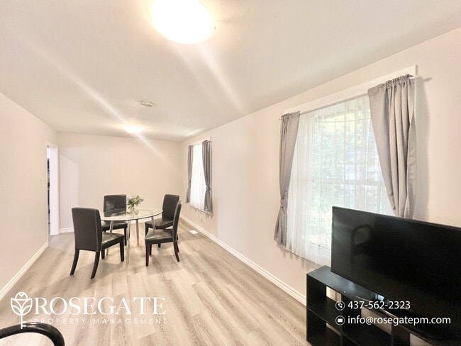 Building Photo - Spacious 2-Bedroom Retreat in the Heart of...