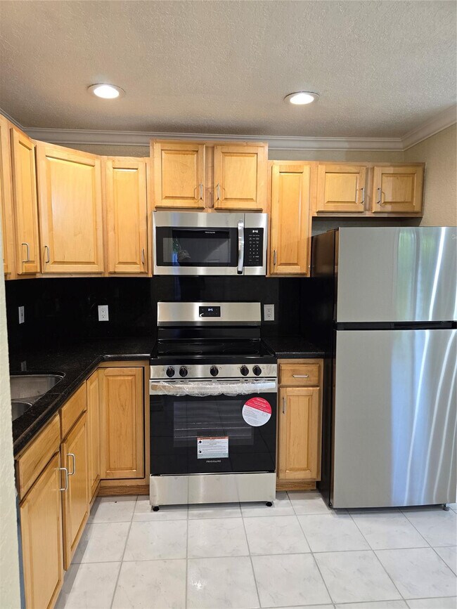 Foto del edificio - 1749 NW 6th Ave