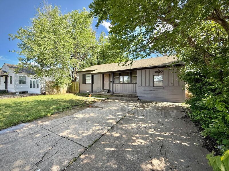Foto principal - 3920 Thomas Ave