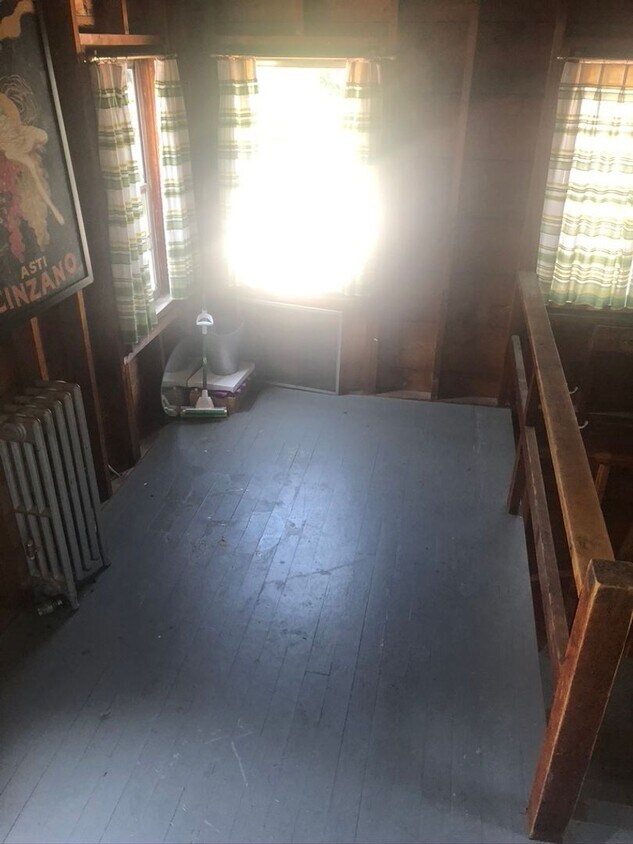 133 State Rd Unit 3, Kittery, ME 03904 Room for Rent in Kittery, ME