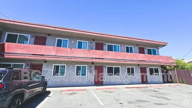 Building Photo - 1333 Market Ave