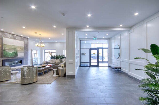 Building Photo - GORGEOUS 2+DEN WITH TWO BATHS IN NW LONDON