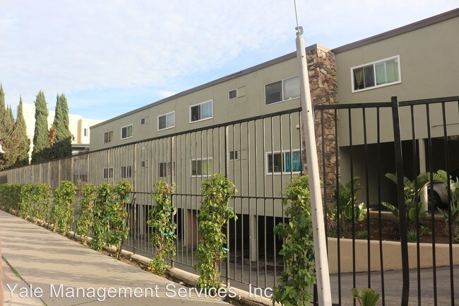 Foto del edificio - 14420-14432 Valerio St