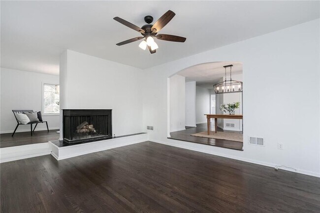 Foto del edificio - 5090 Heather Rd SE