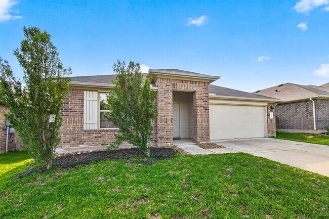 Building Photo - 40347 Blossom Vly Ln