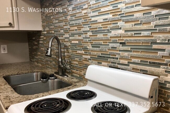 Foto del edificio - 1130 S. Washington-5