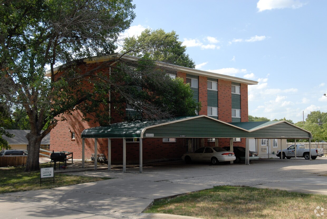 Foto principal - 1102 W 24th St
