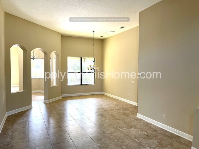 Foto del edificio - Single Family Dream Home in Gated Community