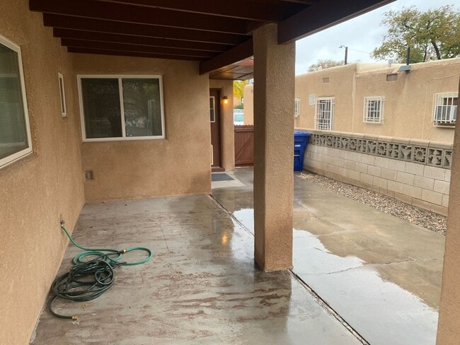 Foto del edificio - Single Family Home Close to UNM and Knob Hill